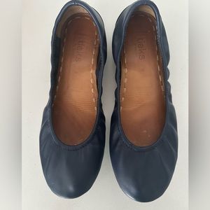 Tieks, Size 9, California Navy